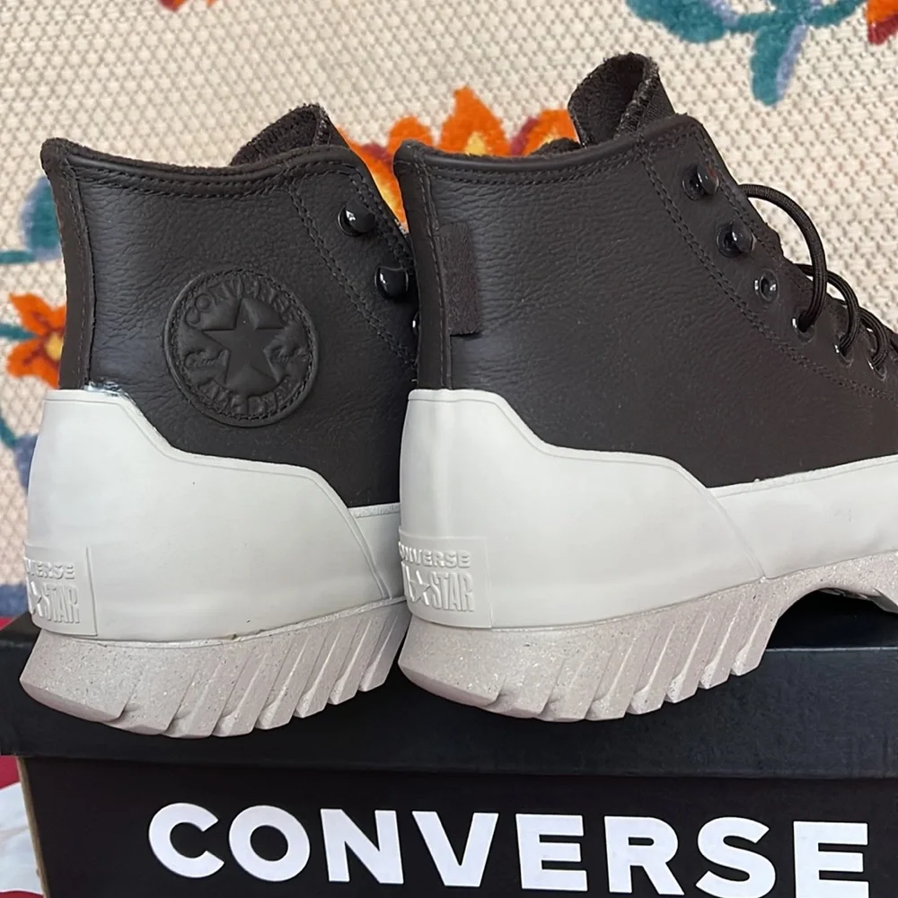 Converse A00911C CTAS LUGGED 2.0 CC HI VELVET BROWN/PAPYRUS/WHITE WMNS Platforms
